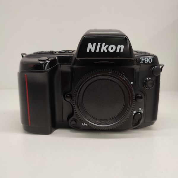 Picture of Nikon F90 - Usata