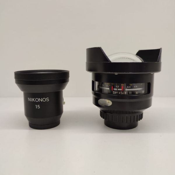 Picture of Nikon Nikonos UW Nikkor 15 mm f2.8 con Mirino DF-11