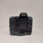 Immagine di Nikon F801s + MB-10 - Usata