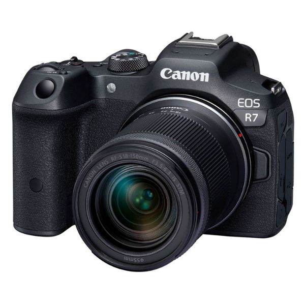 Picture of Canon EOS R7 + RF-S 18-150mm F3.5-6.3 IS STM