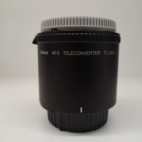 Immagine di Nikon TC-20 e II AF-S Tele Converter 2x.